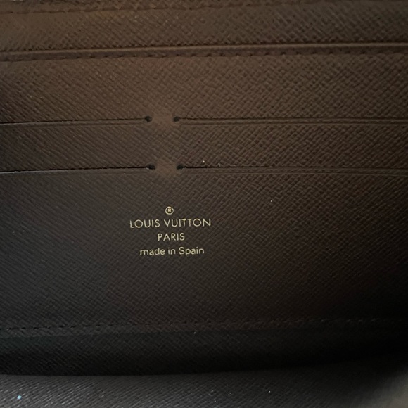 Authentic Louis Vuitton Brown Monogram Mini Lin Zippy Wallet - Picture 2 of 16